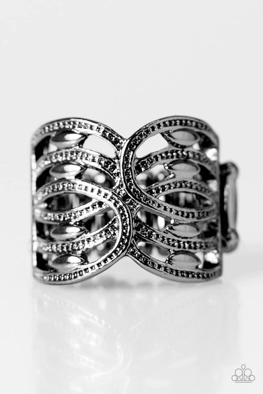 Paparazzi Ring ~ The Glory DAZE - Black