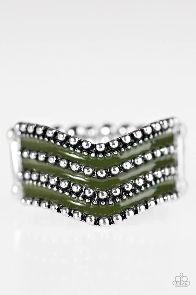 Anillo Paparazzi ~ Wild Ways - Verde