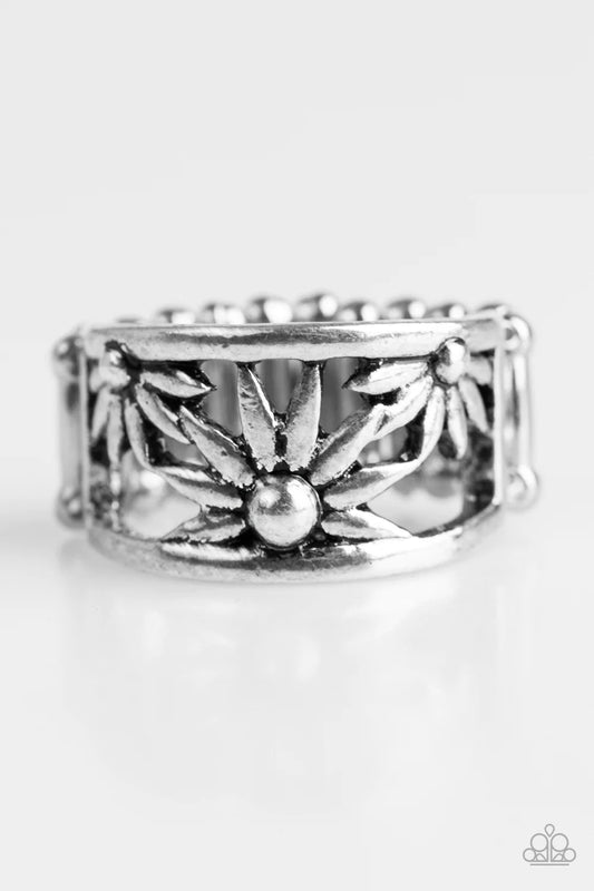 Paparazzi Ring ~ Let A Thousand WILDFLOWERS Bloom - Silver