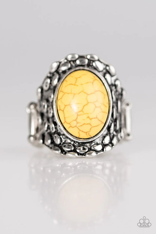 Anillo Paparazzi ~ Jungle Glam - Amarillo