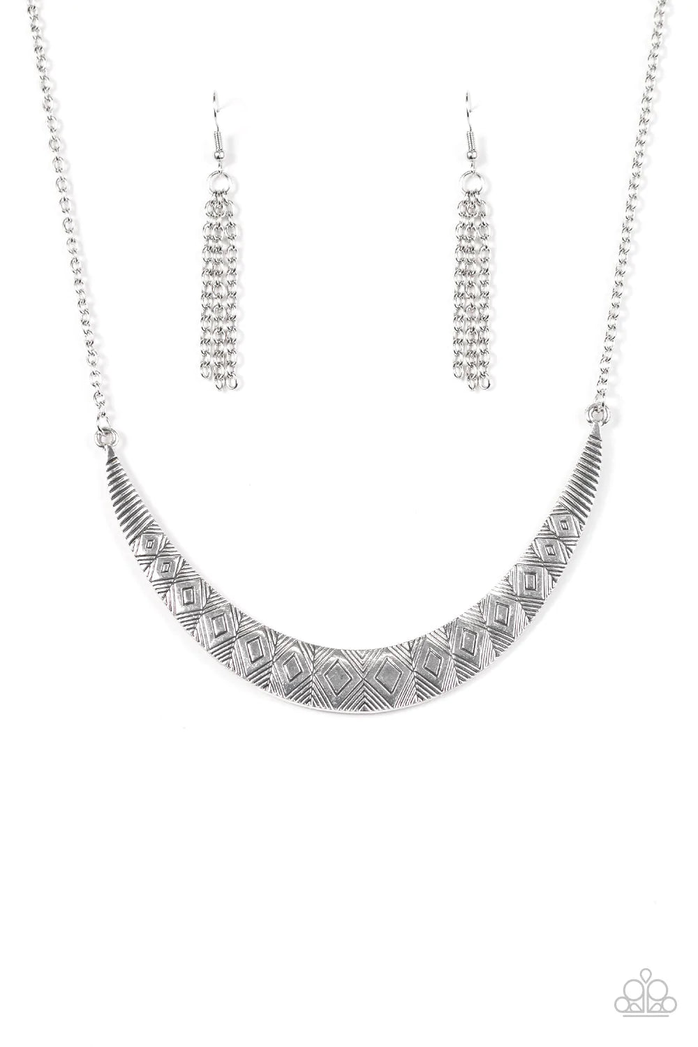 Paparazzi Necklace ~ Going So MOON? - Silver