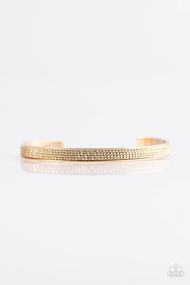 Paparazzi Bracelet ~ Majestically Metro - Gold