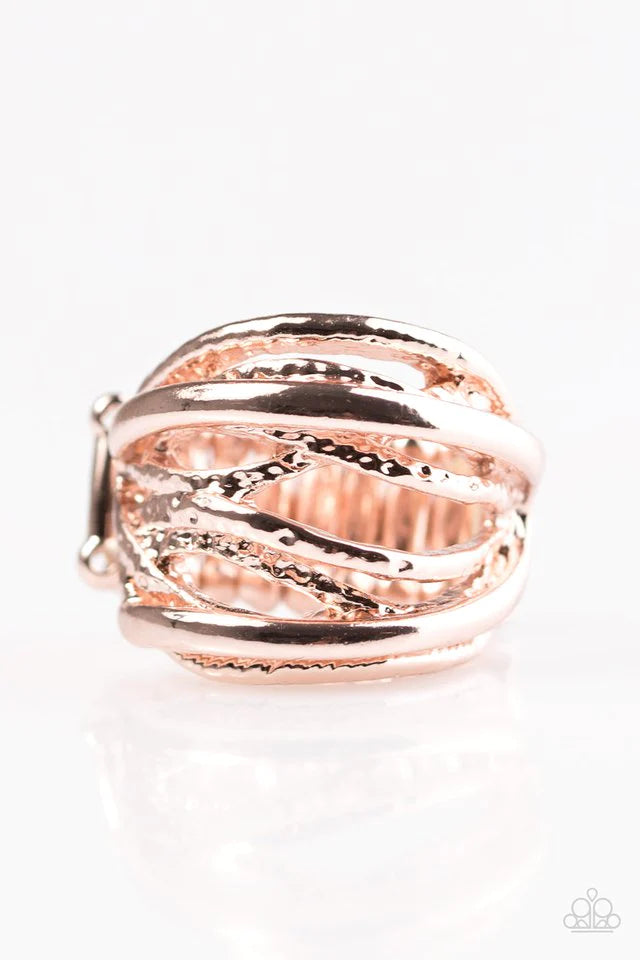 Anillo Paparazzi ~ Imperio Industrial - Oro Rosa