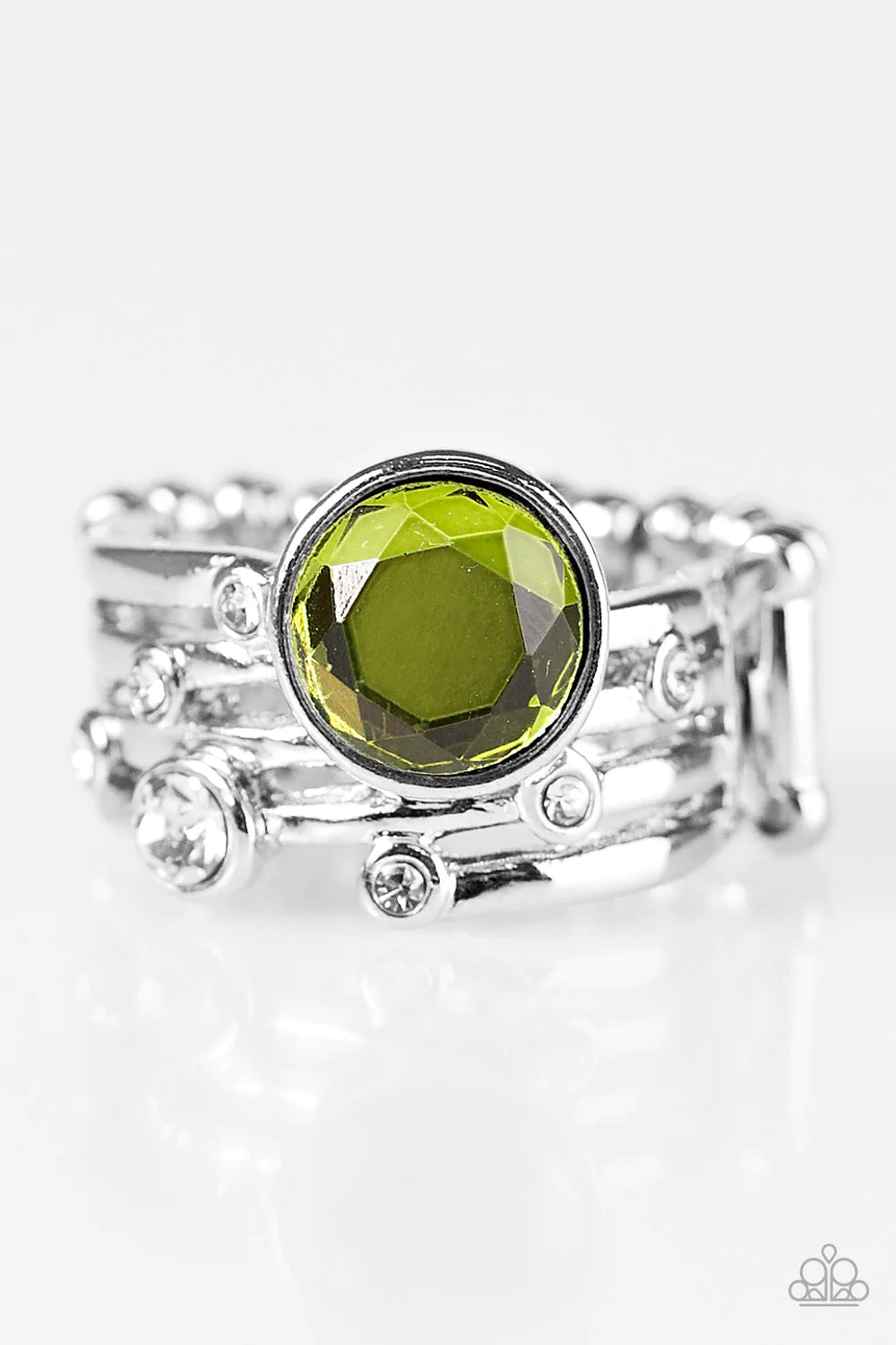 Paparazzi Ring ~ Pardon My Sparkle - Green