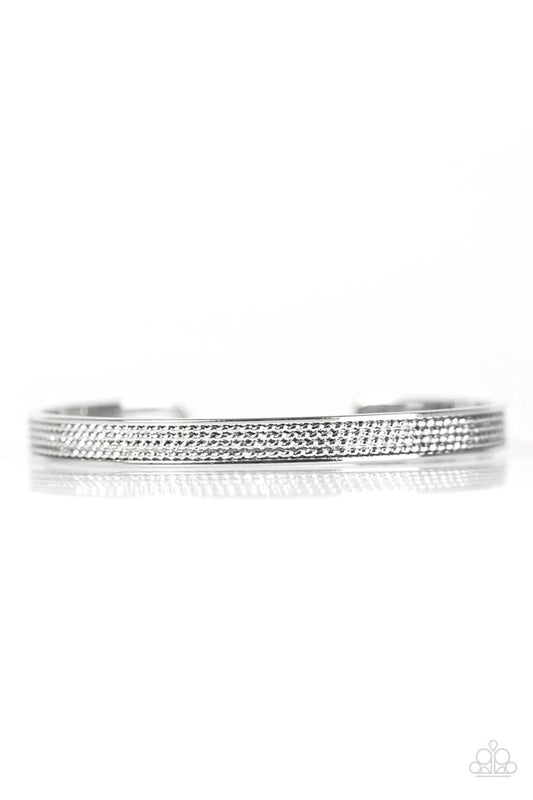 Paparazzi Bracelet ~ Majestically Metro - Silver