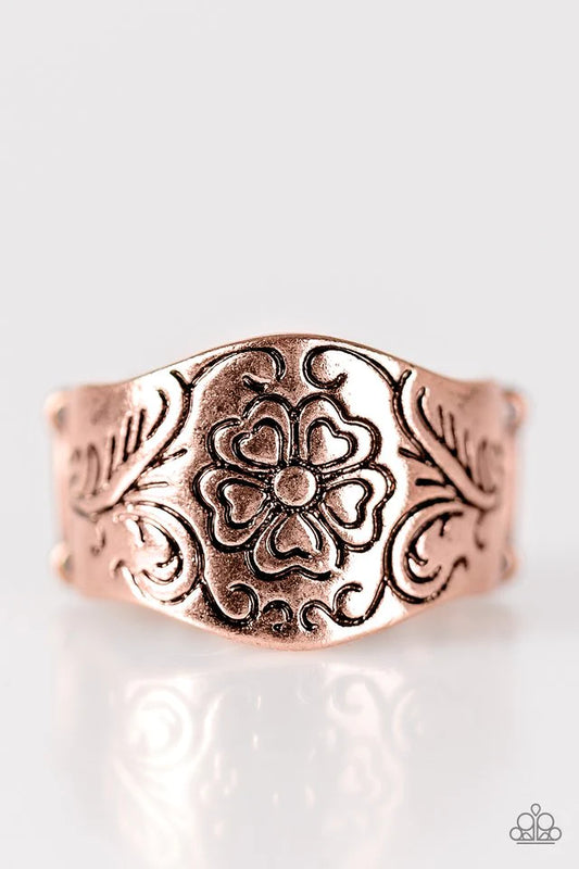 Anillo Paparazzi ~ Feeling Flowery - Cobre