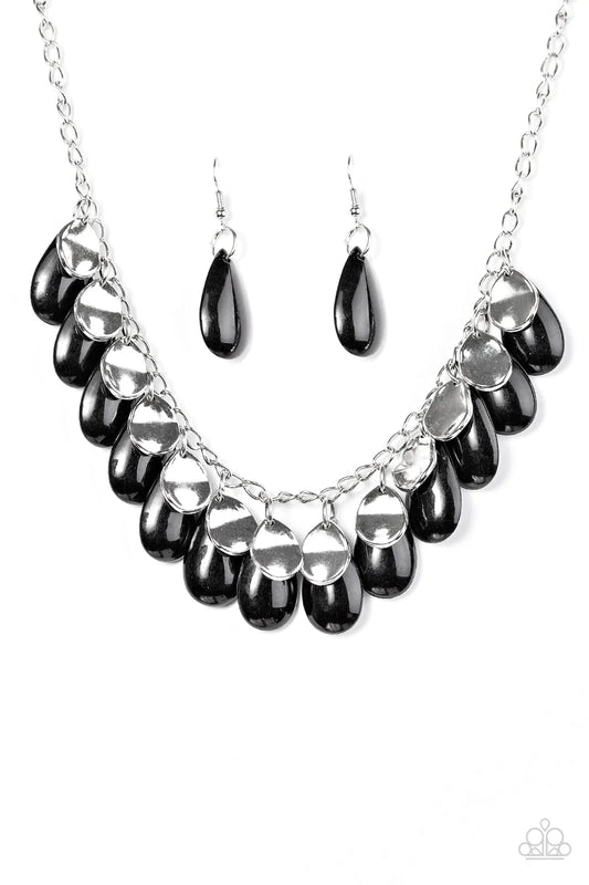 Collar Paparazzi ~ Tormenta tropical - Negro