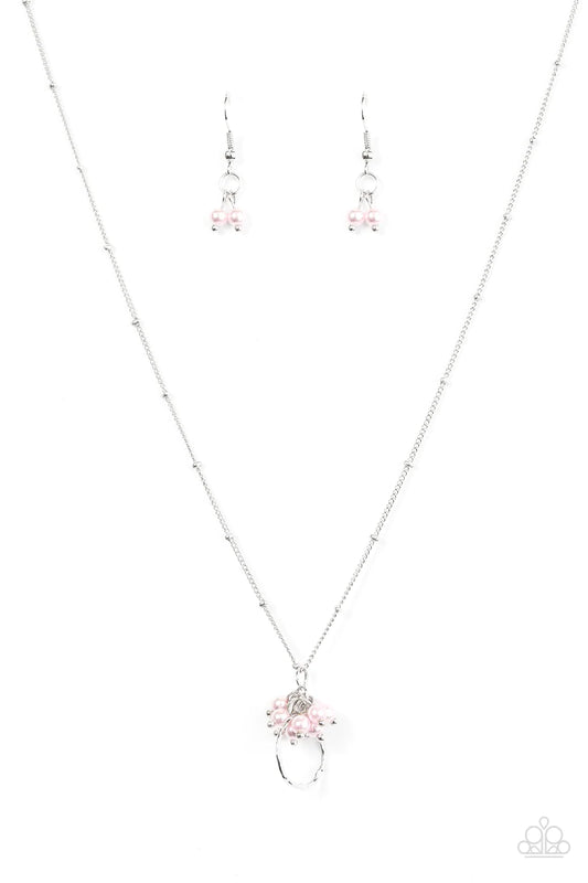 Paparazzi Necklace ~ Chic On Fleek - Pink