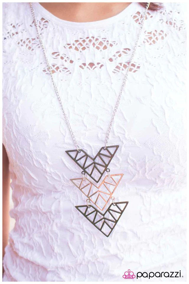 Collar de paparazzi: todas las señales apuntan a que sí - Verde