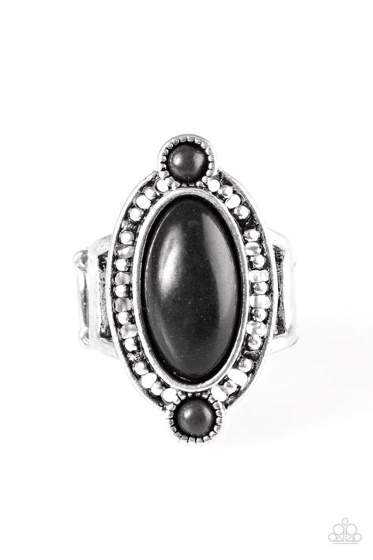 Anillo Paparazzi ~ Apuesta tus botas - Negro