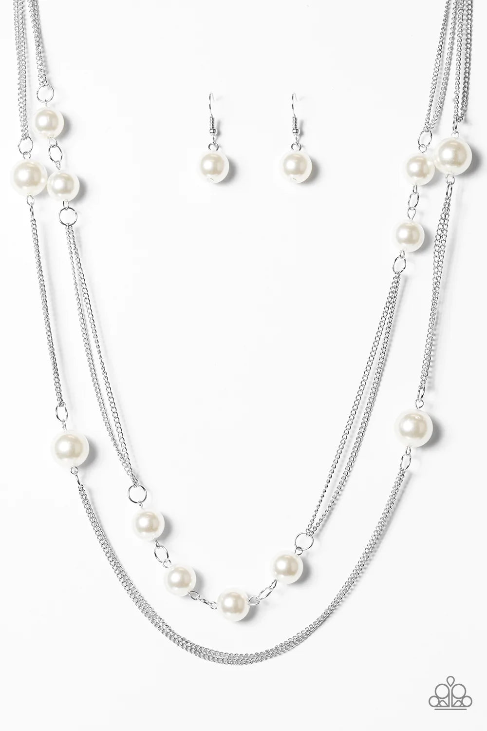 Paparazzi Necklace ~ My Main GLAM - White