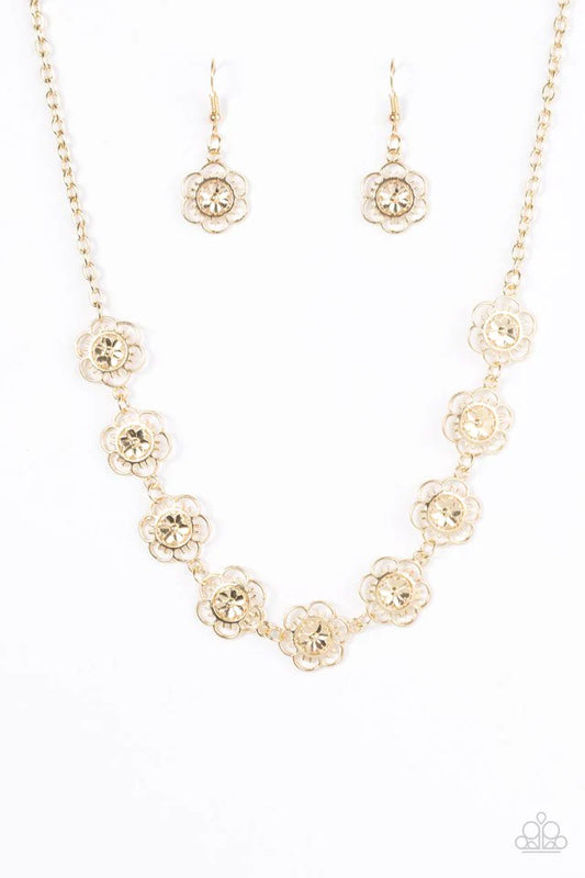 Collar Paparazzi ~ BLOOM Or Bust - Oro