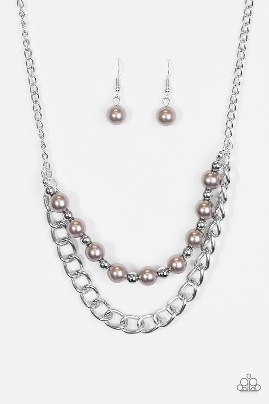 Collar Paparazzi ~ Glam and Grind - Plata