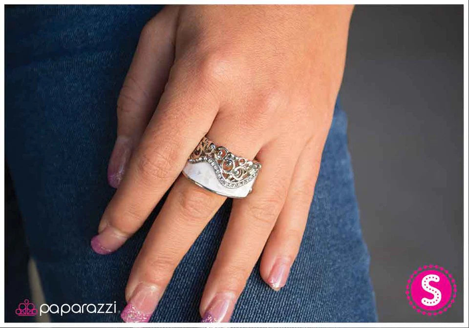 Paparazzi Ring ~ Just Another Girl - White