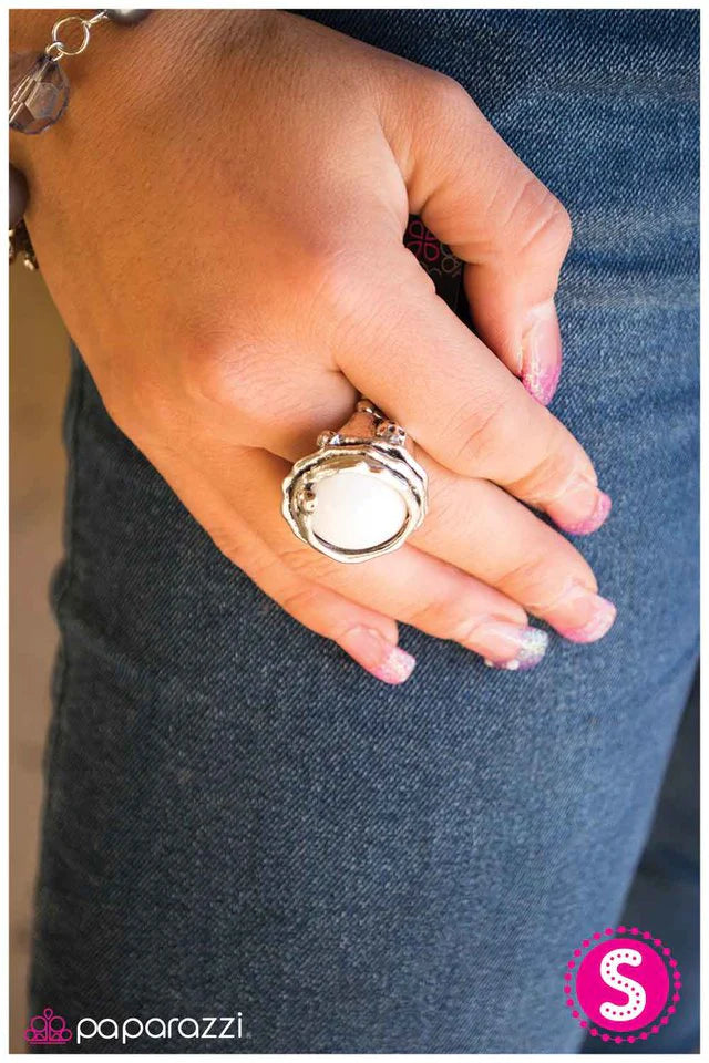 Paparazzi Ring ~ It Must Be Fate - White