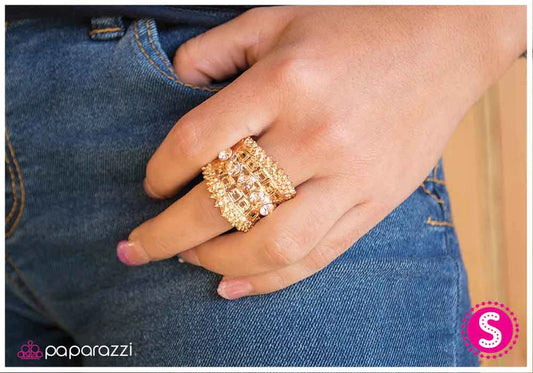 Anillo Paparazzi ~ ¡Atención, por favor! - Oro