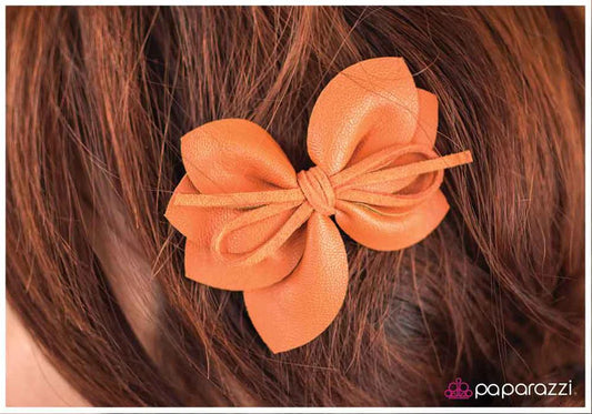 Accesorios para el cabello de Paparazzi ~ Leaps and Bounds - Naranja