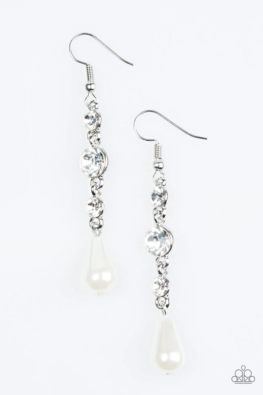 Paparazzi Earring ~ Social Climber - White