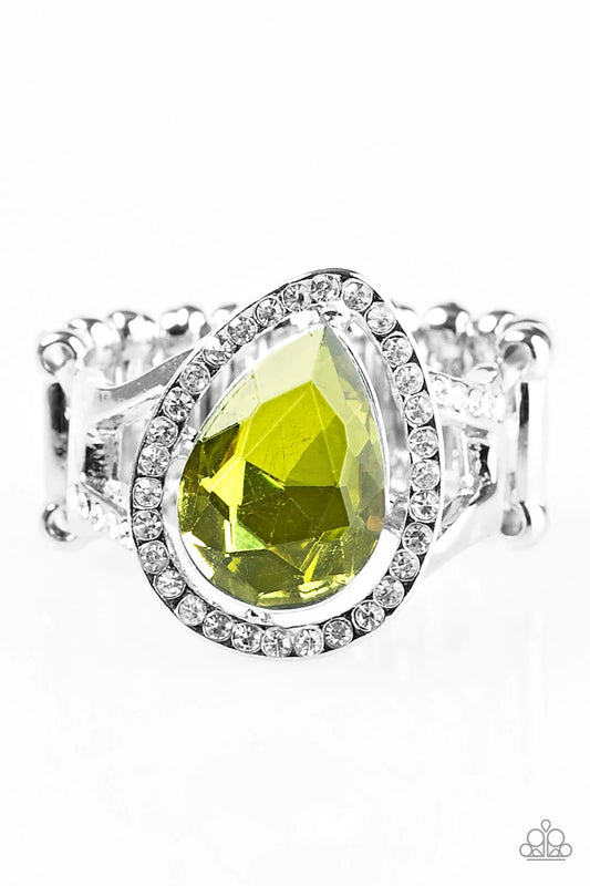 Paparazzi Ring ~ Grammy Grandeur - Green