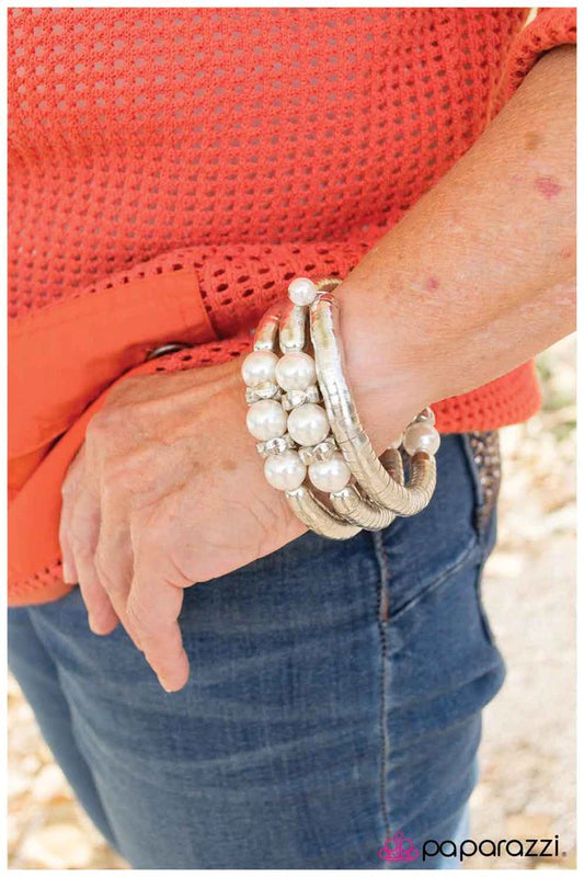 Pulsera Paparazzi: lo mejor de ambos mundos - Blanco