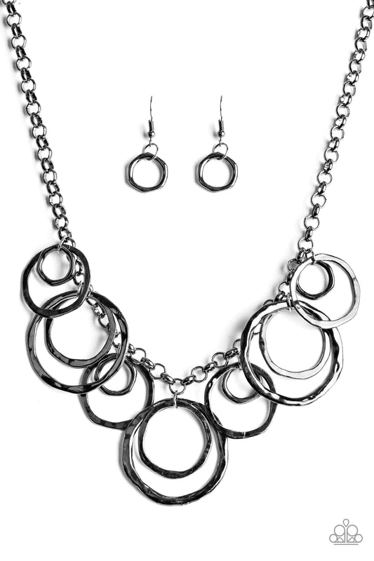 Paparazzi Necklace ~ Tour de FIERCE - Black