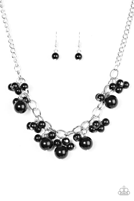 Collar Paparazzi ~ Tratamiento de celebridades - Negro