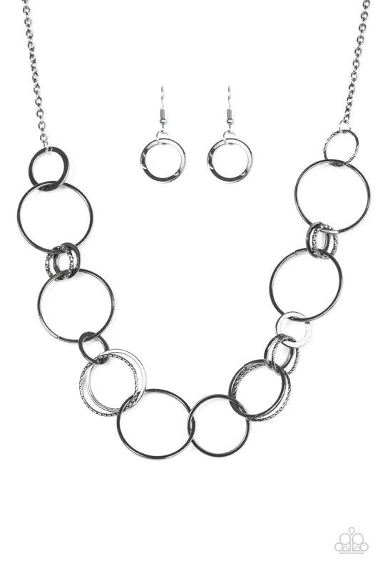 Paparazzi Necklace ~ Follow The RINGLEADER - Black