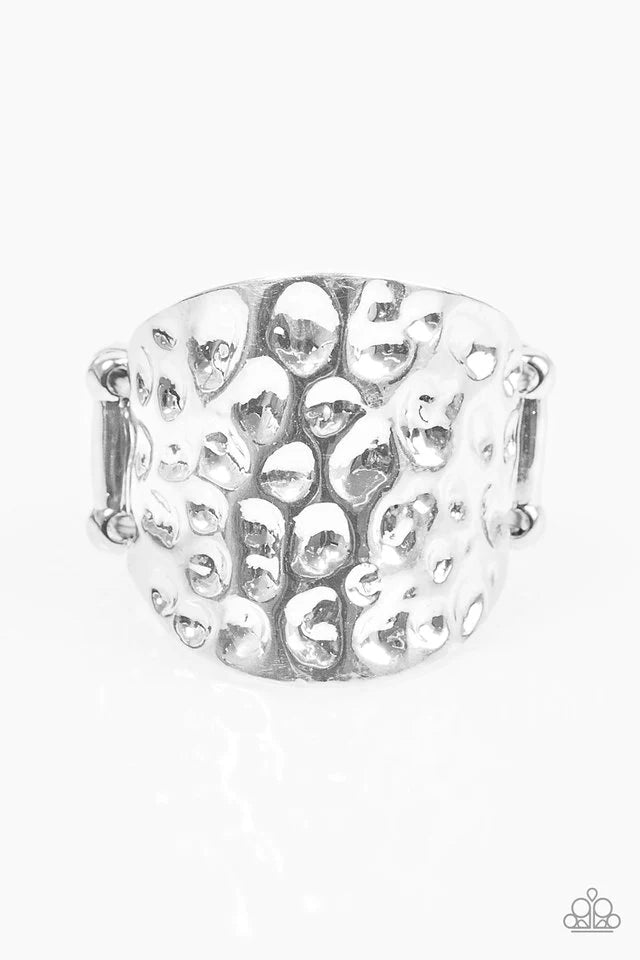 Anillo Paparazzi ~ Totally Hammered - Plata