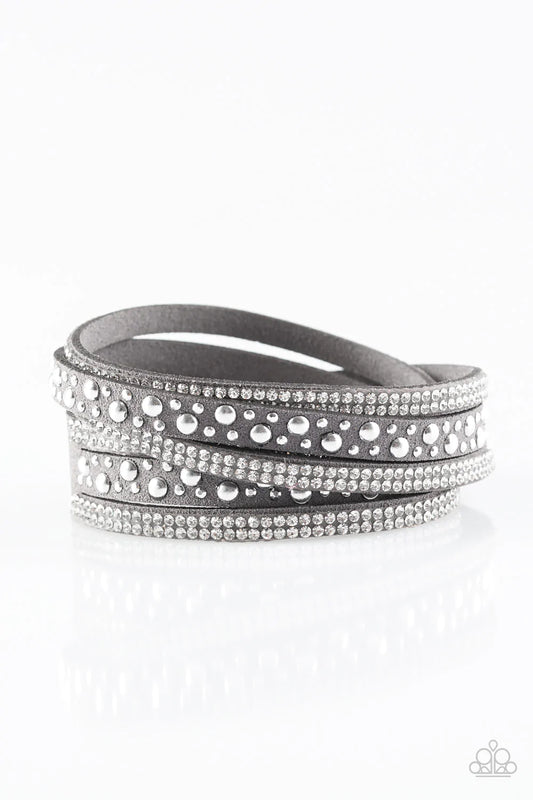 Pulsera Paparazzi ~ Brillo limitado - Plata