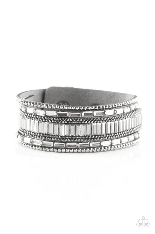 Pulsera Paparazzi ~ Brillo espectacular - Plata