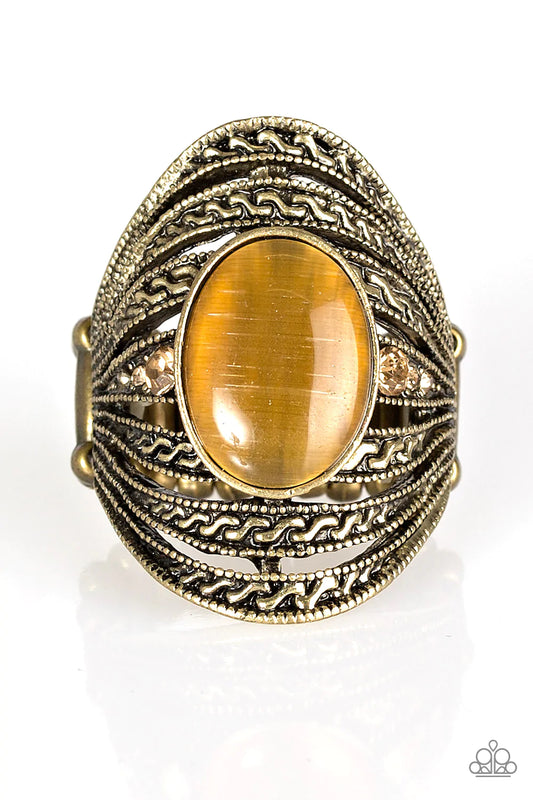 Paparazzi Ring ~ At High MOON - Brass