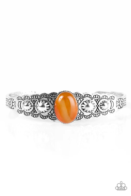 Pulsera Paparazzi ~ Desert Escapade - Naranja