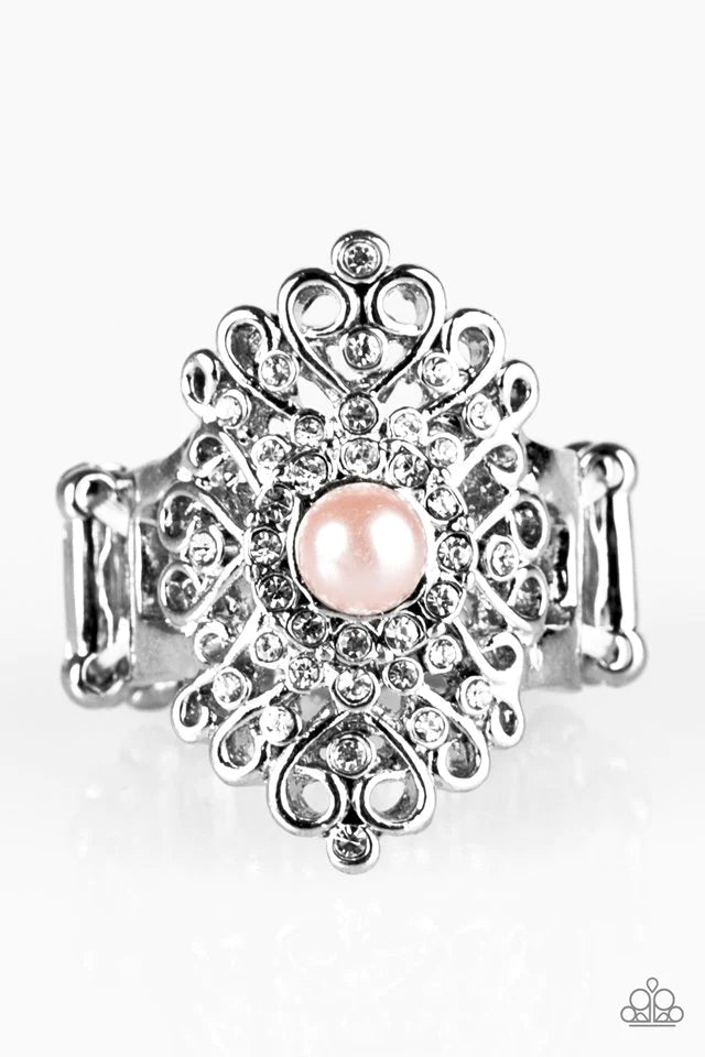 Paparazzi Ring ~ Queen Status - Pink