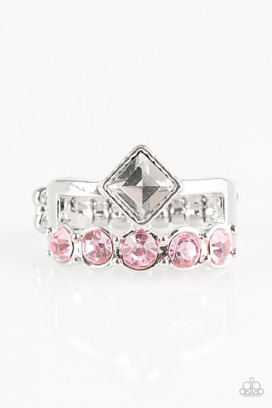 Paparazzi Ring ~ Gone With The Glitter - Pink