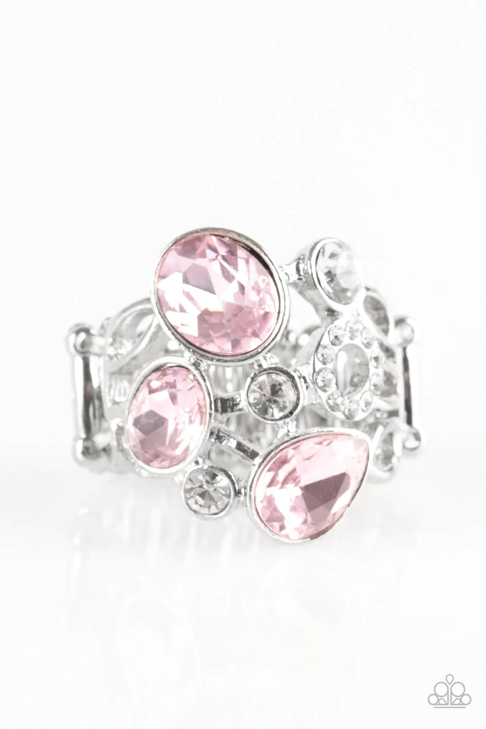 Paparazzi Ring ~ All Glammed Up - Pink