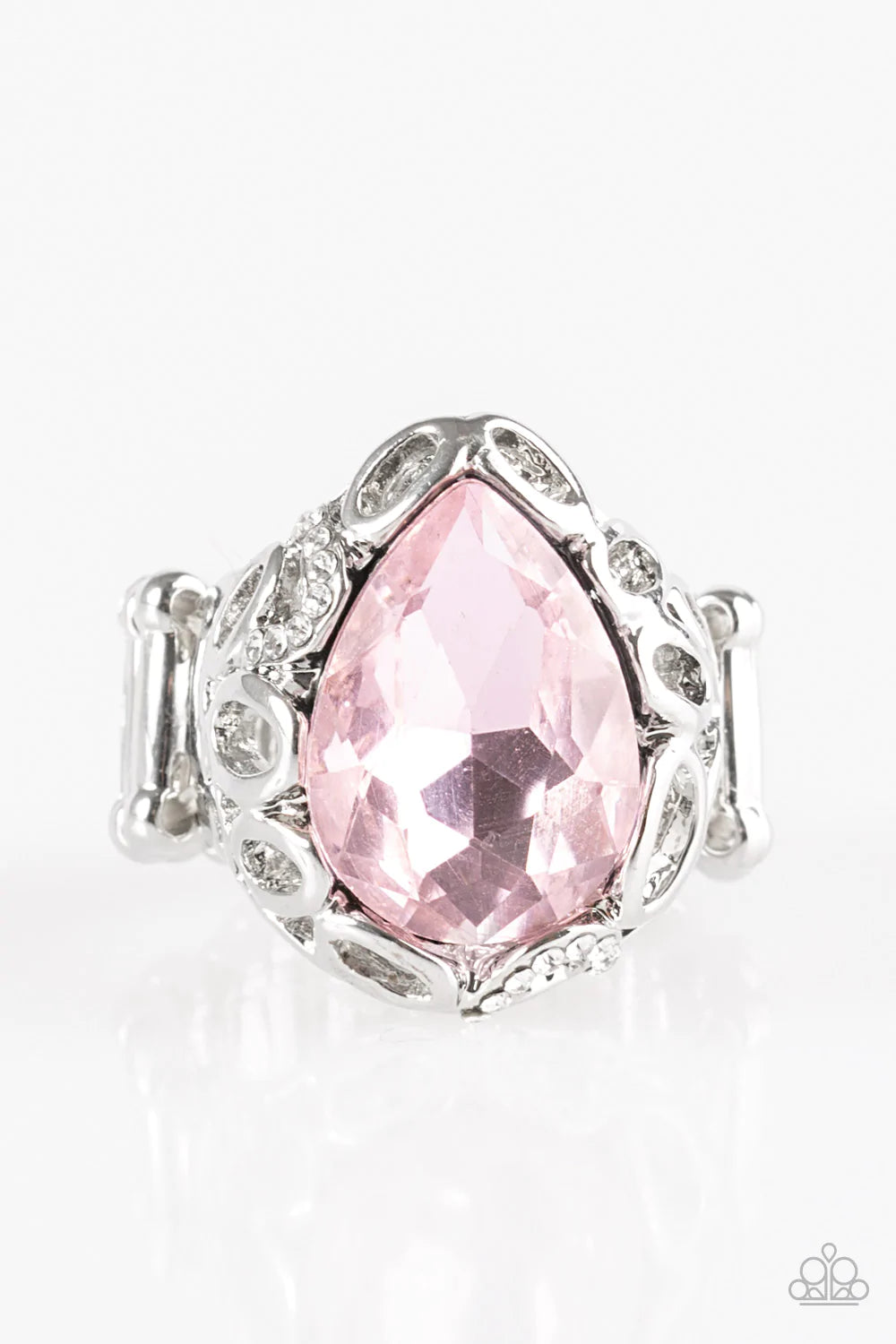 Anillo Paparazzi ~ Vive como una reina - Rosa