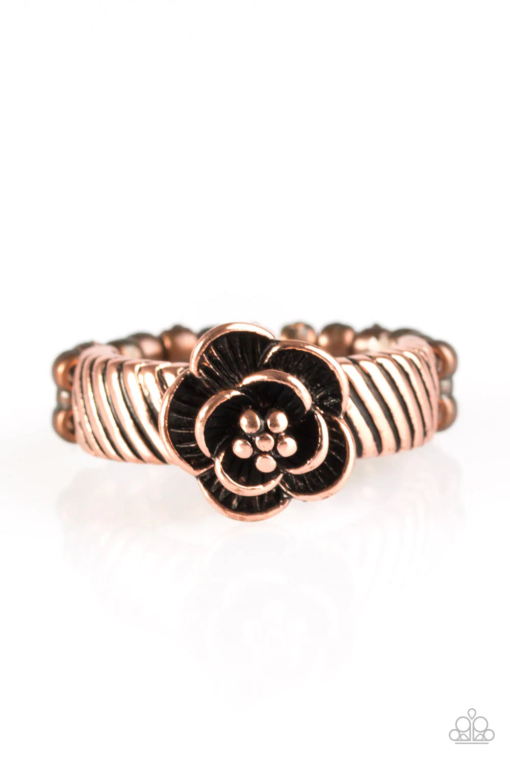 Anillo Paparazzi ~ Flor de Fabulosa - Cobre