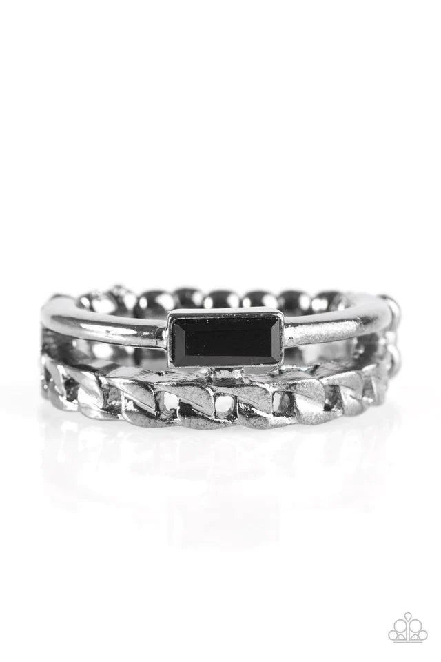 Paparazzi Ring ~ Edge Effect - Black