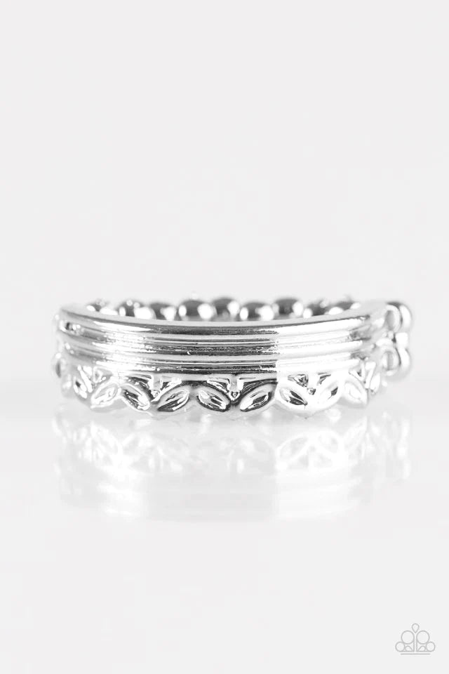 Paparazzi Ring ~ Seeing Is BeLEAFing - Silver