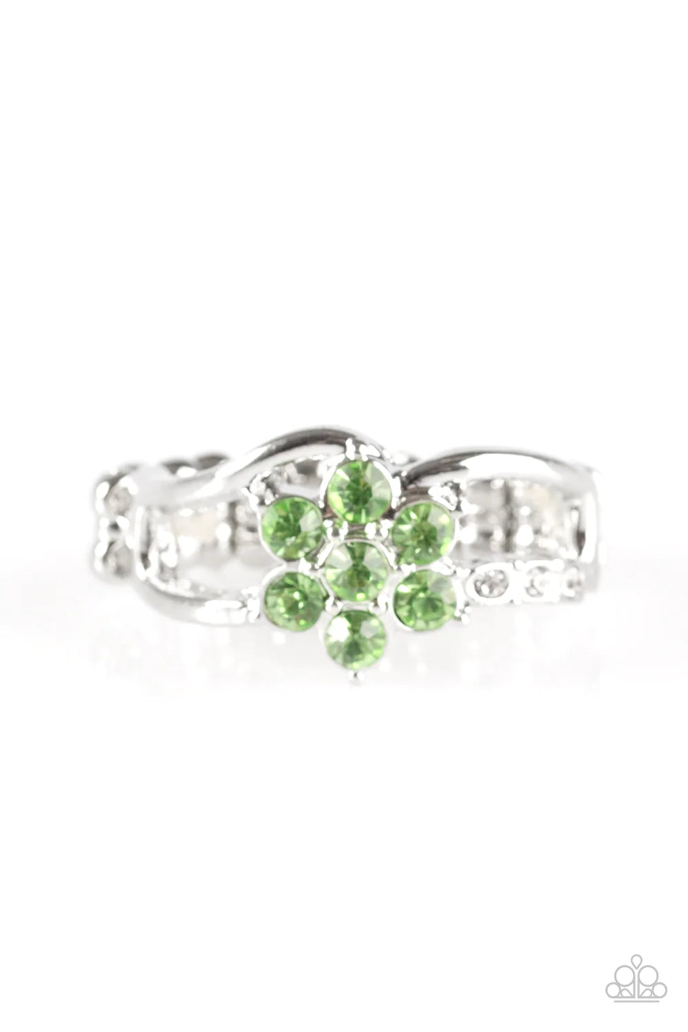 Anillo Paparazzi ~ Garden Gleam - Verde