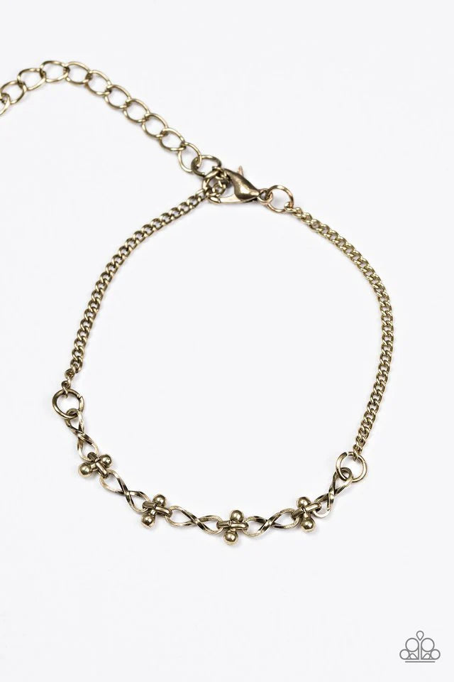 Paparazzi Bracelet ~ Little Wonder - Brass