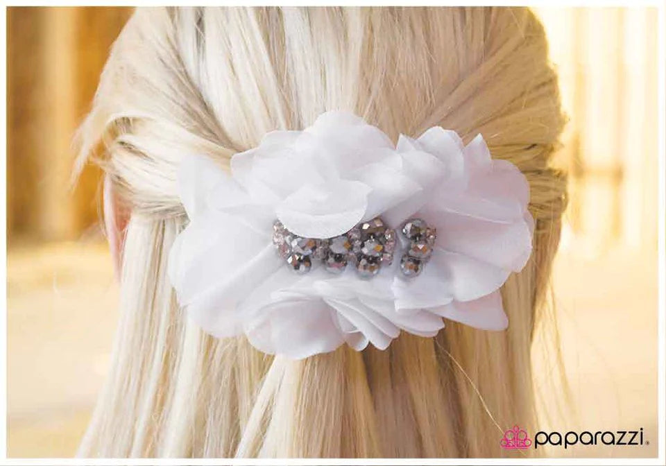 Paparazzi Hair Accessories ~ Always A Bridesmaid - White