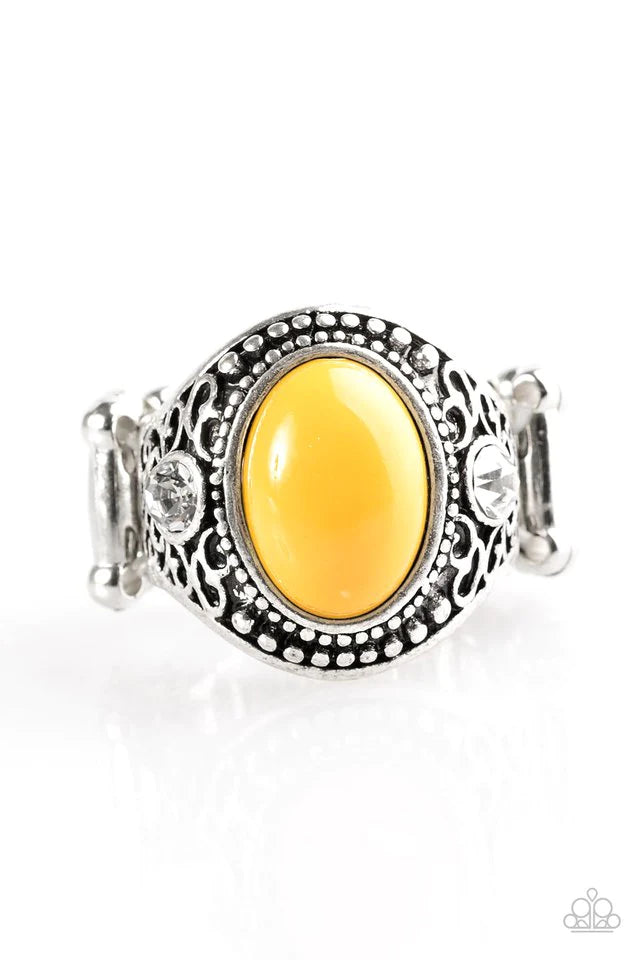 Anillo Paparazzi ~ Beautifully Bali - Amarillo