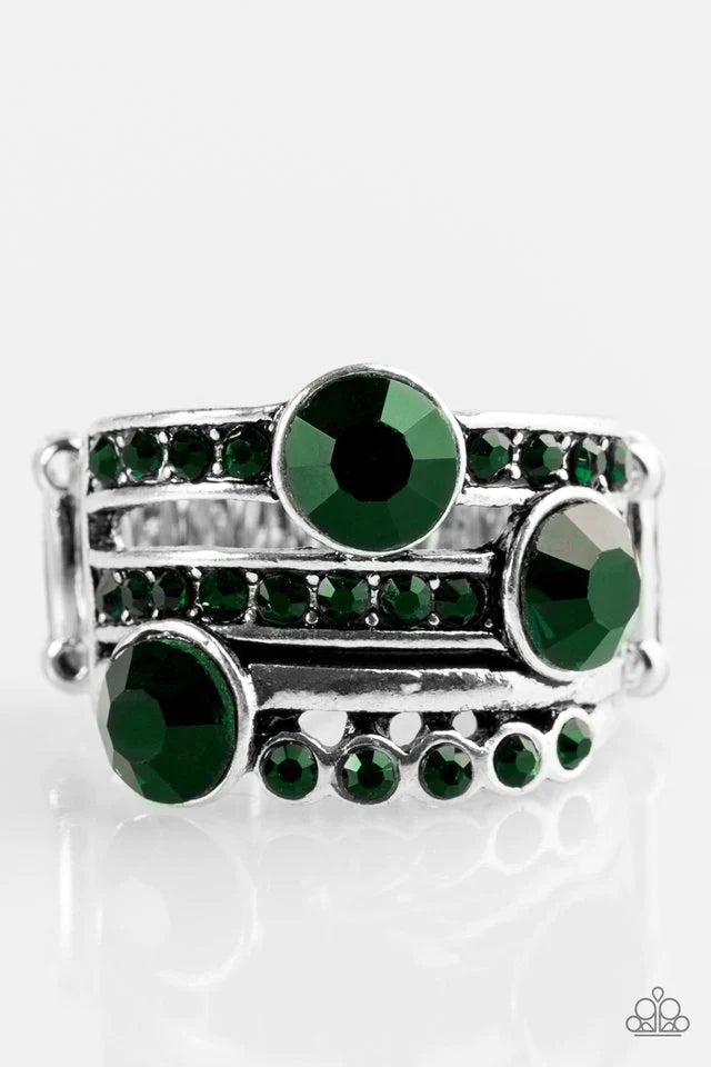 Paparazzi Ring ~ Hollywood Glamour - Green