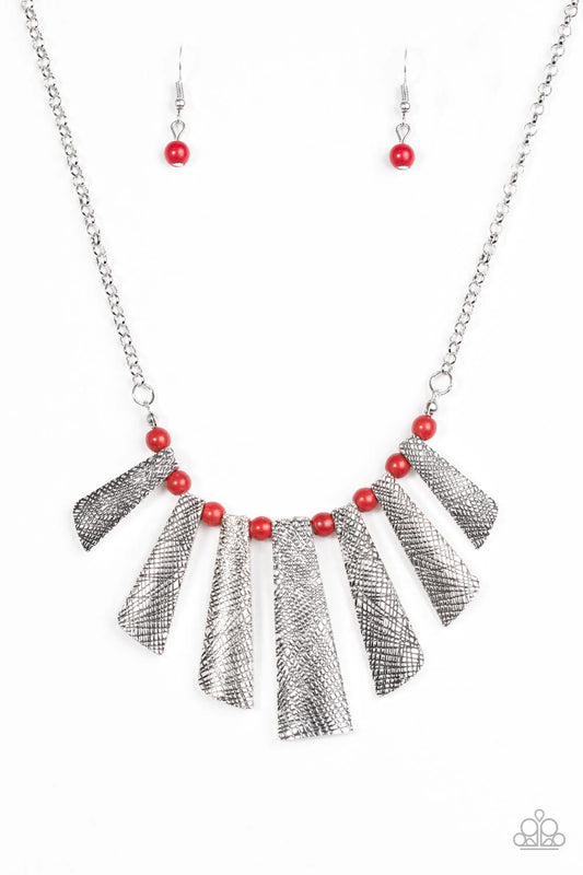 Collar Paparazzi ~ Sassy Stonehenge - Rojo