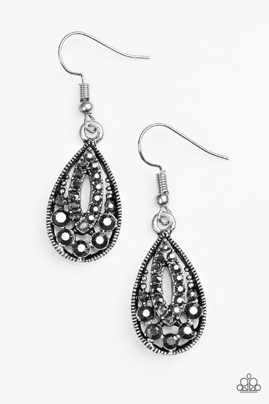 Paparazzi Earring ~ Money To Blow - Silver