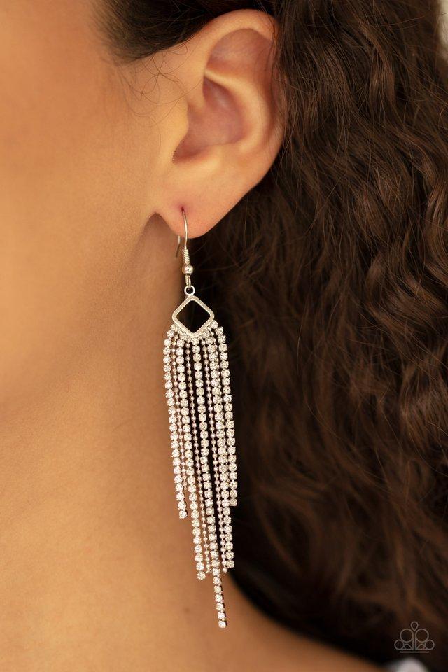 Paparazzi Earring ~ Singing in the REIGN - White