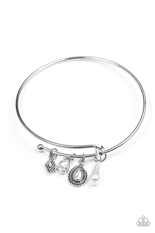 Paparazzi Bracelet ~ Gracefully Graceful - White