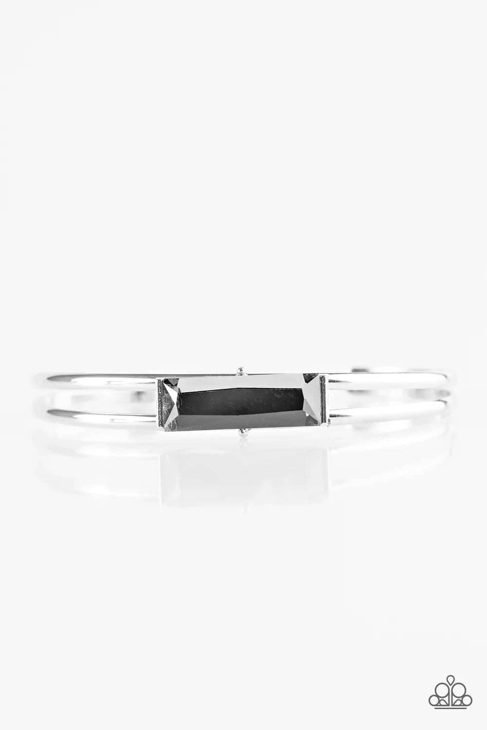 Paparazzi Bracelet ~ Choose Chic - Silver