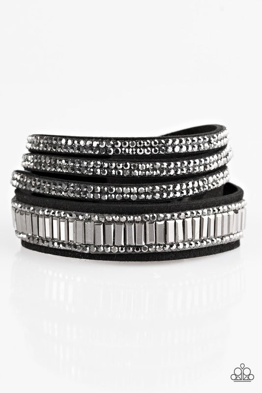 Just In SHOWTIME - Black - Paparazzi Bracelet Image